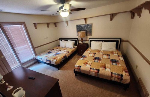 Olive Branch Casa | Southern Large Lake Front Custom Estate, Sleeps 16