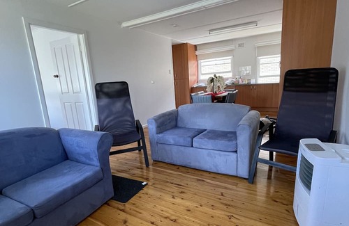 Central Coast Apartamento | Beachfront Unit Watch the Sunrise & Sunset Sleeps 4, Pets Ok