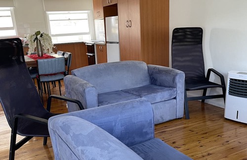 Central Coast Apartamento | Beachfront Unit Watch the Sunrise & Sunset Sleeps 4, Pets Ok