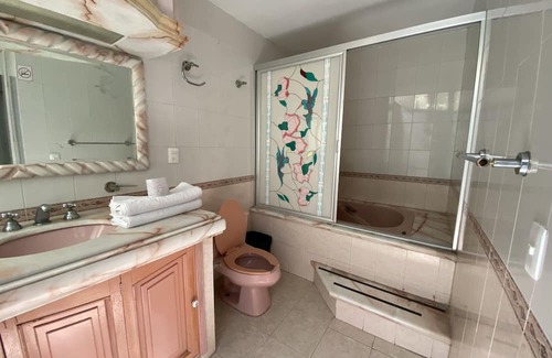 Colonia Ferrocarrilera Hotel | Hotel Boutique Beehive Coliving
