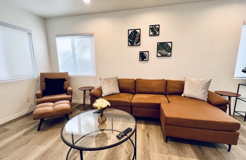 Rancho Cucamonga Casa | Relaxing Rancho Cucamonga Home, sleeps 6, full kitchen, great location!