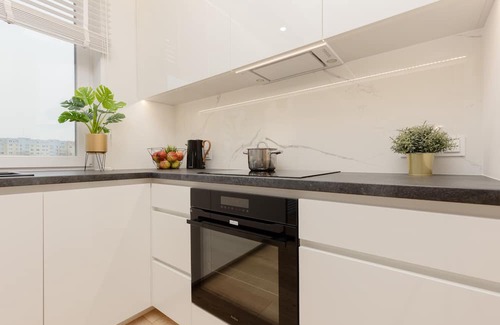 Bielany Apartamento | Loft Apartment With Parking by Renters