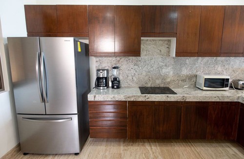 Península de Yucatán Condominio | Brand New Beachfront Deluxe 3 BR Condo