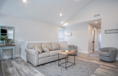 Nelson Casa | Stylish Retreat Steps from the Downtown Scene