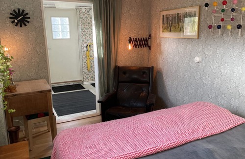 Enskede Apartamento | Cosy basement flat in the heart of Tallkrogen - your perfect Stockholm oasis