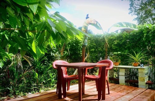Cocles Cabina | El Tucán Feliz - Little guest house 5 minutes walk to the beach!