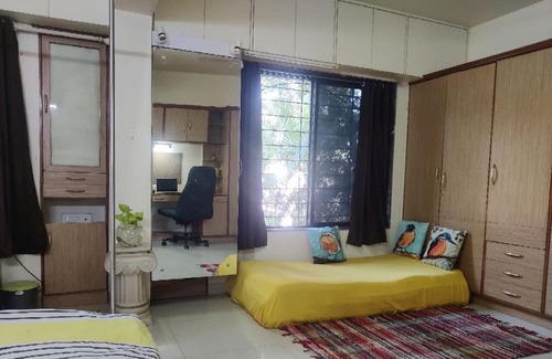 Aundh Cama Y Desayuno | A stay in the middle of the City in presence of divine nature and green beauty