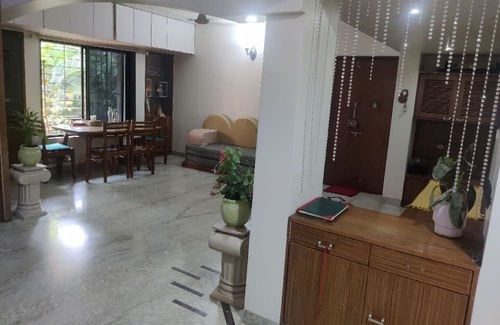 Aundh Cama Y Desayuno | A stay in the middle of the City in presence of divine nature and green beauty