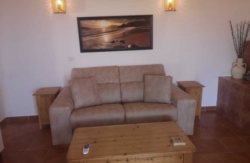 Las Herrerias Apartamento | Garden Apartment in a small village. 3km from the sea