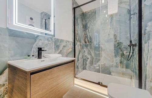 Hope Street Casa | Host & Stay | The Pilgrim Coach House II