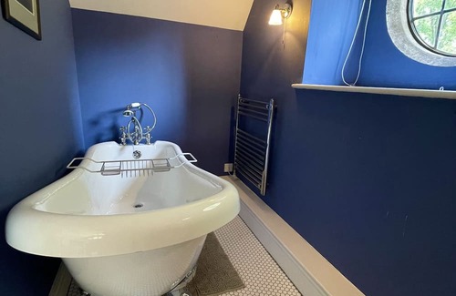 Redlynch Casa | Beautiful, historic Lodge near Bruton. Ideal base for exploring the South West