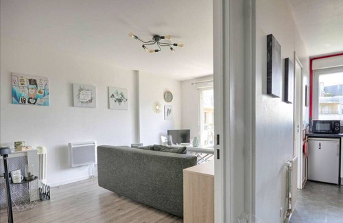 Chatillon Apartamento | Homerez - Nice appartement for 4 ppl. with balcony at Châtillon