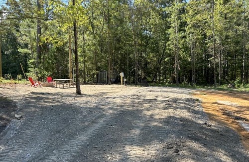 Starkville Alquiler De RV | Starkville Mississippi rustic campsite just out of town off hwy 182.
