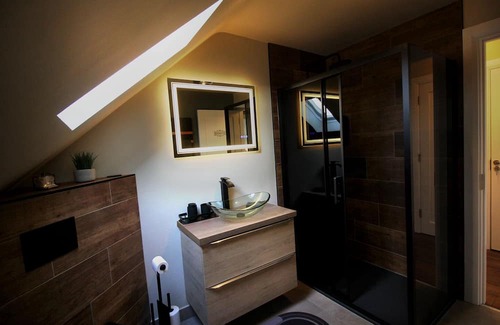Inishmacatreer Apartamento | Completely new converted and fully equipped luxury apartment in Connemara
