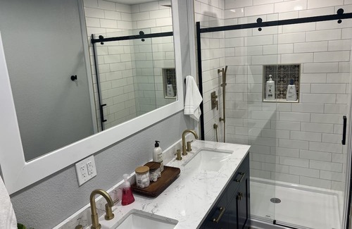 Midland Casa | Welcome to Twin Oaks Oasis