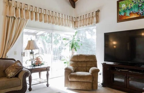 Azusa Apartamento | Secluded garden at Azusa hills