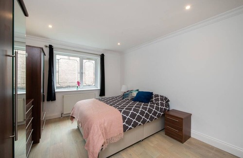 Latchmere Apartamento | Cozy 2-Bed