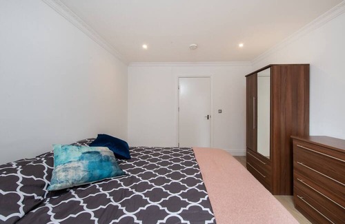 Latchmere Apartamento | Cozy 2-Bed