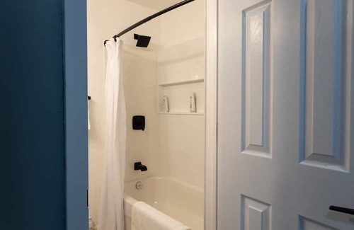 Kemptville Apartamento | Newly Renovated 2bed/1bath Apartment / Cozy&Clean