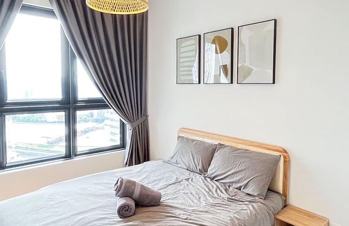 Taman Pertama Apartamento | A Comfy 3BR Apt Near Sunway Velocity, FREE Parking