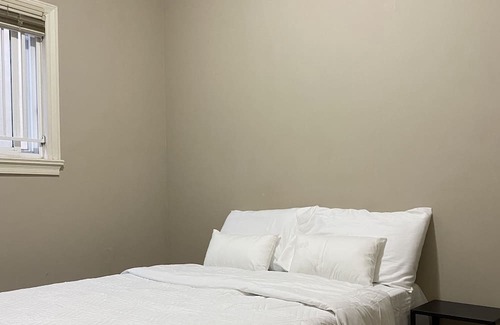 Fleetwood Apartamento | Quite, clean and separate suite