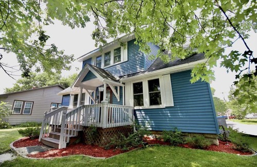 Goshen Casa | Prime location