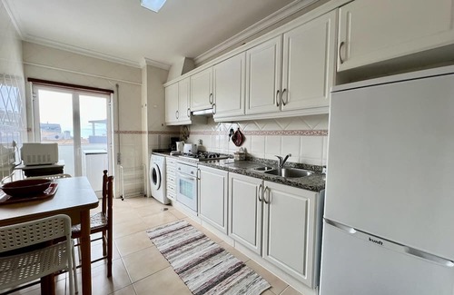 Montechoro Apartamento | Albufeira Vintage Apartment With Pool by Homing