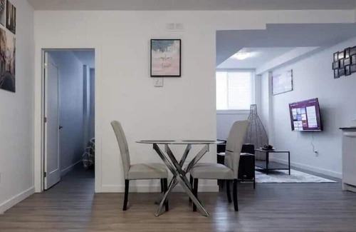Ottawa Division Apartamento | Modern getaway 1 Bedroom