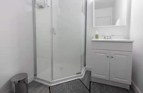 Ottawa Division Apartamento | Modern getaway 1 Bedroom