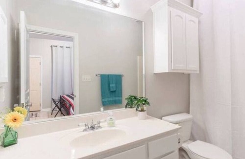 Edinburg Apartamento | Perfect place to stay!