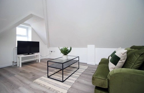 Filton Casa | Mayville Avenue Bristol (1 BR with Free parking)