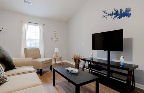 Chapin Casa | On Lake Time | 2BR | Minutes To Lake Murray