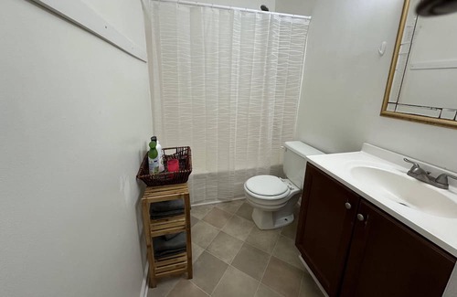 Southwest Raleigh Apartamento | Greenway condo 2 bed-2 bath