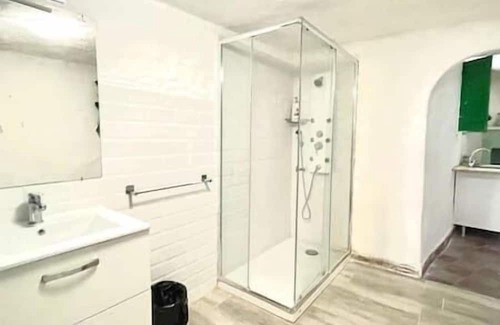 Paterna Apartamento | Modern cave house in Valencia