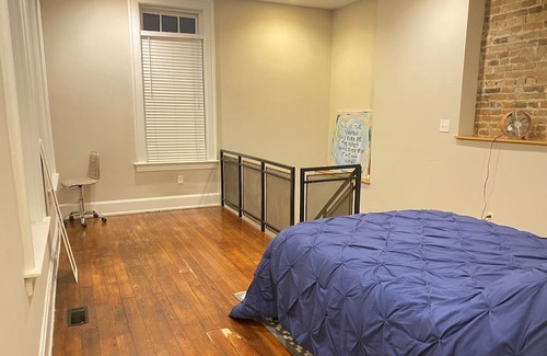 Pendleton Condominio | Peaceful Getaway Queen Bed & Free Heated Garage Parking