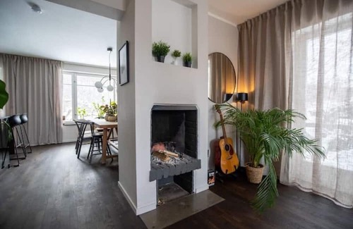 Kyrkviken Casa | Charming, spacious townhouse 10-15 mins from city