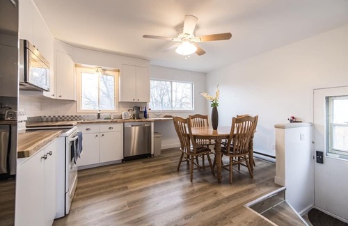 Shefford Casa | Mont Bromont Ski Resort 3 Beds Detached House