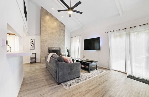 Stonehedge Estates Casa | Chic Home W Austin 5 min from dt