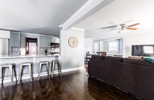 Kessler Casa | Private Home for Groups with Pool!