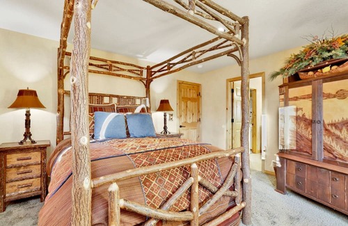 Castle Glen Estates Cabina | 2363-mountain Joy Lodge 4 Bedroom Cabin by RedAwning
