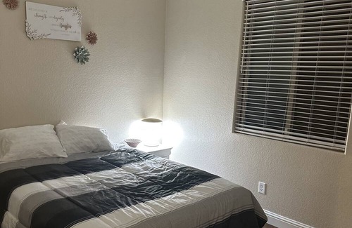 Merced County Casa | “Family Friendly ~ Pet Friendly ~ GYM ~ Safe Location”