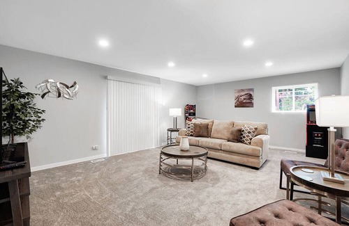 Glendale Heights Casa | Glendale Heights Rental - Windsor Ln