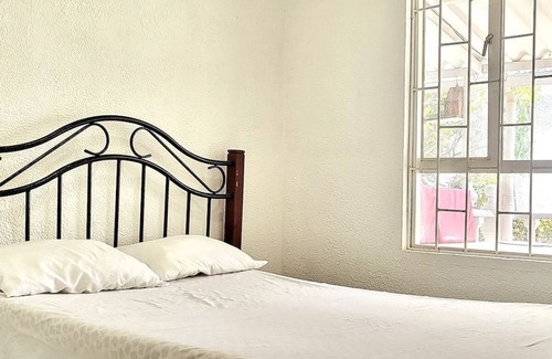 Flandes Casa | House Closed condominium TV Wi-Fi Jacuzzi and Pool