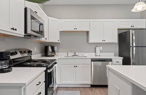 Laotto Condominio | Modern Comforts: 3BR Townhouse #14