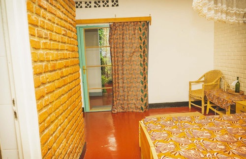 Ruhengeri Casa | "room in Guest Room - Isange Paradise Resort"