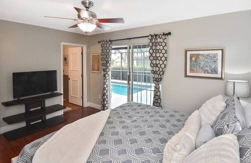 Charlotte Park Casa | Private pool home, In the center of Punta Gorda, Just minters from fun & food