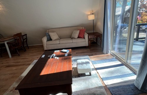 Oxford Cabina | Secluded A frame cabin close to many local attractions!