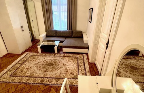 Baden Apartamento | Holiday Apartment "Luxuriöses Appartment" with Mountain View & Wi-Fi