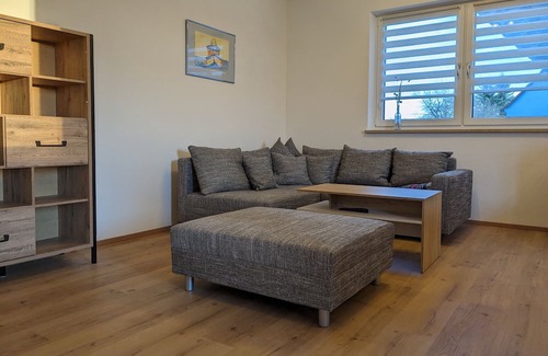 Bechhofen Apartamento | Holiday Apartment "Seenlandliebe - Wiesethblick" with Shared Garden