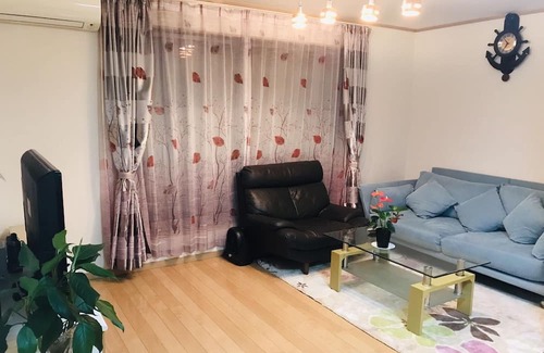 Shinkoiwa Casa | Private villa, 4 rooms available for 10 people! 6 minutes walk from the station